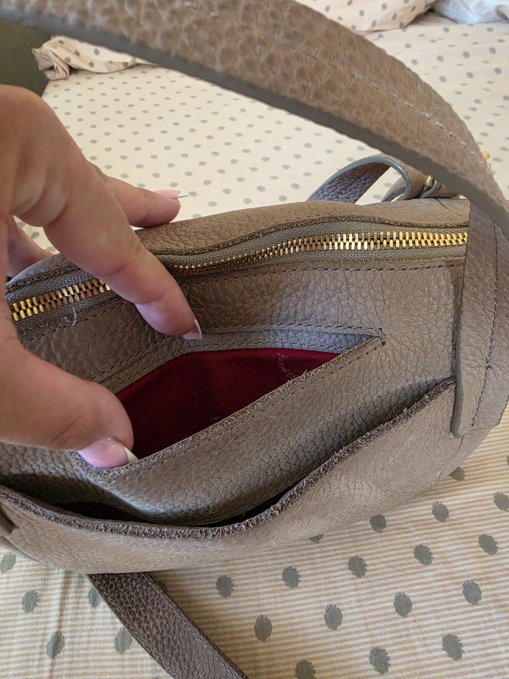 Hammitt Taupe Pebbled Leather Handbag Crossbody Bag with Gold Hardware - Picture 5 of 16